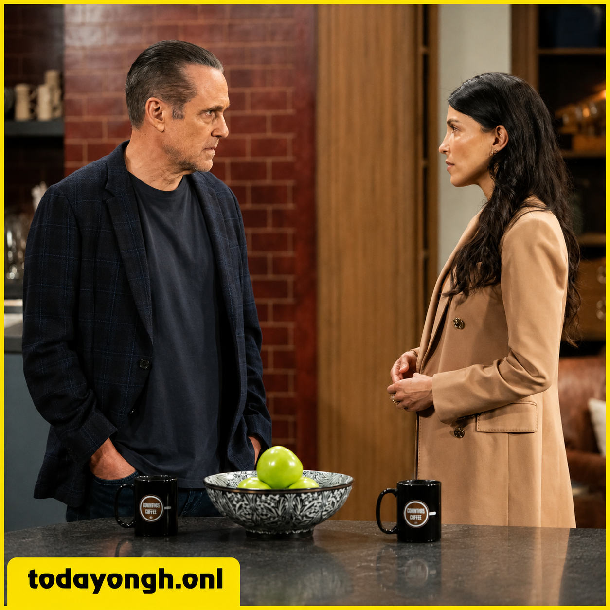 Sonny and Justine struggle with the risks of keeping their relationship hidden.